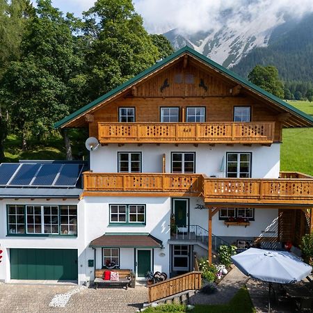 Appartements Jaegerrast Ramsau am Dachstein Bagian luar foto